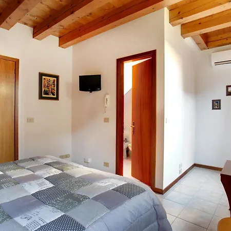 로칸다 델레 아퀘 B&B