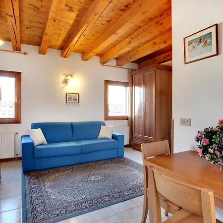 Bed & Breakfast Delle Acque 3*